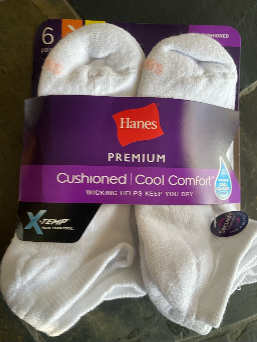 Hanes Men's White Cushioned Cool Comfort Crew Socks (6-Pack)